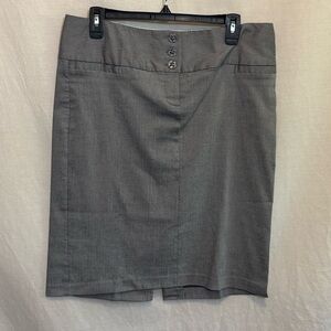 A-158‎ Maurice’s Gray MIDI Skirt Size 11/12